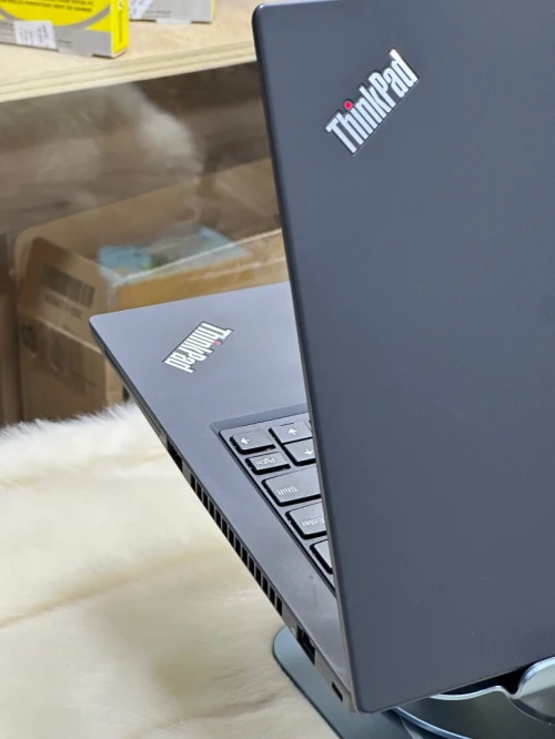 LENOVO THINKPAD T14 GEN 2 I7 VPRO 1185G7 16GO 512GI SSD NVME 