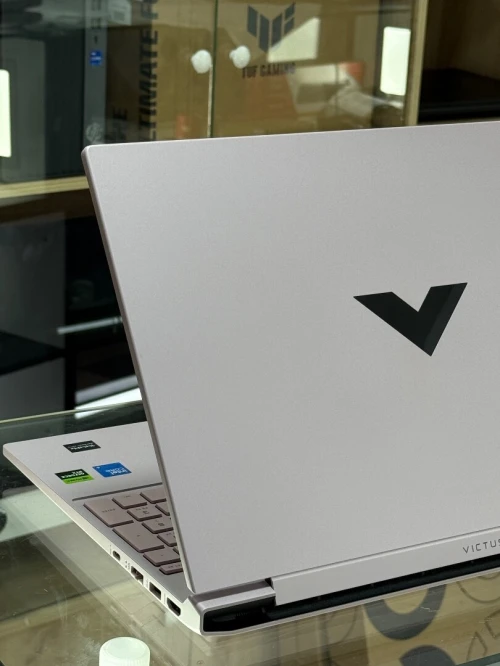 HP VICTUS 15 FA2XXX CORE 5 210H 16GO 1TO SSD NVIDIA GEFORCE RTX4050 6GO GDDR6 NEUF JAMAIS UTILISÉ