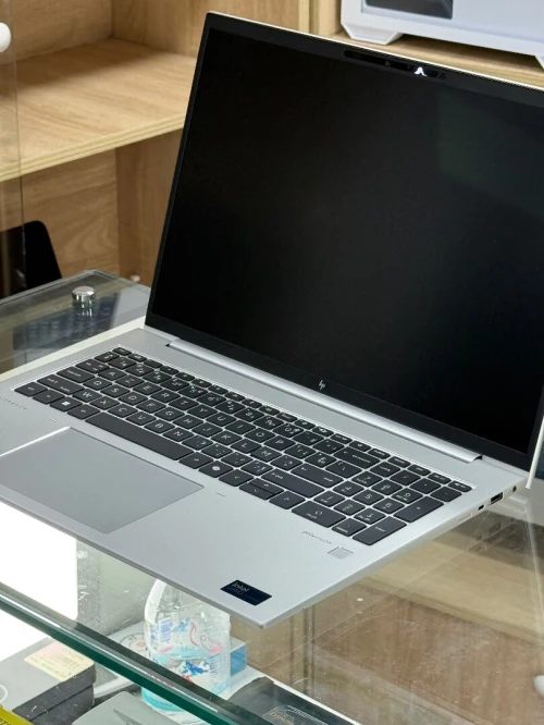 HP ELITEBOOK 860 G11 ULTRA 5 135H 16GO 512GO SSD NEUF SOUS EMBALLAGE