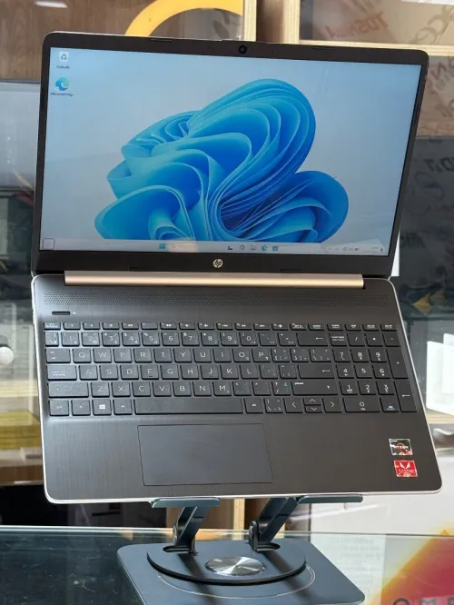 HP LAPTOP 15 EF0XXX AMD RYZEN 3 3200U 8GO 128GO SSD 