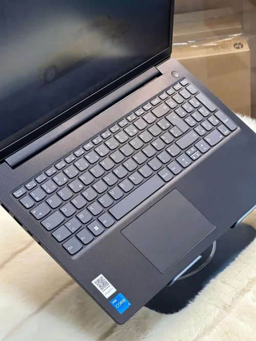 LENOVO V15 G3 IAP I3 1215U 8GO 256GO SSD 
