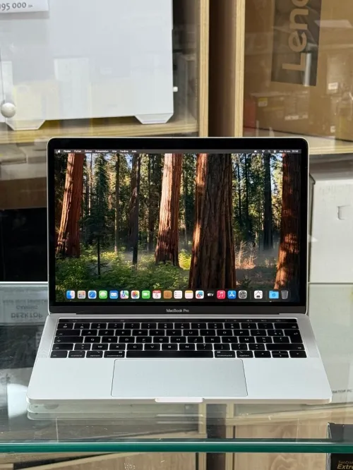 MACBOOK PRO RETINA 13.3 TOUCHBAR 2019 I5 2.4GHZ 8GO 256GO SSD 