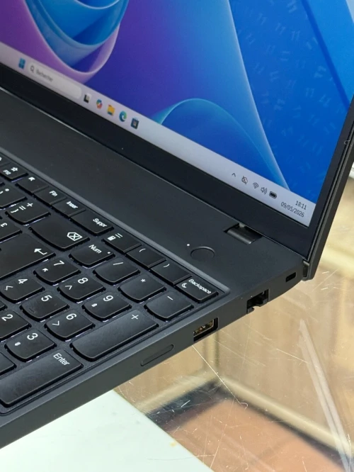 LENOVO THINKPAD T16 GEN 3 INTEL CORE ULTRA 7 VPRO 165H 16GO 512GO SSD NVME