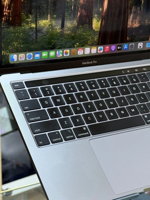 MACBOOK PRO RETINA 13.3 2020 I5 1.4GHZ 8GO 256GO SSD CYCLE 209