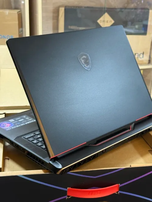 MSI RAIDER GE78HX 13VG I7 13700Hx 32GO 2TO SSD NVIDIA GEFORCE RTX4070 8GO NEUF SOUS EMBALLAGE 