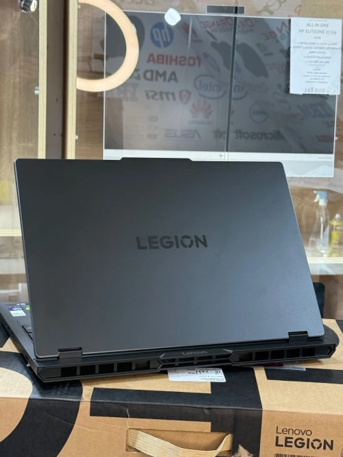 LENOVO LEGION 5 PRO 16IAX10H INTEL CORE ULTRA 9 275HX 16GO 1TO SSD NVIDIA GEFORCE RTX5070Ti 12GO NEUF SOUS EMBALLAGE