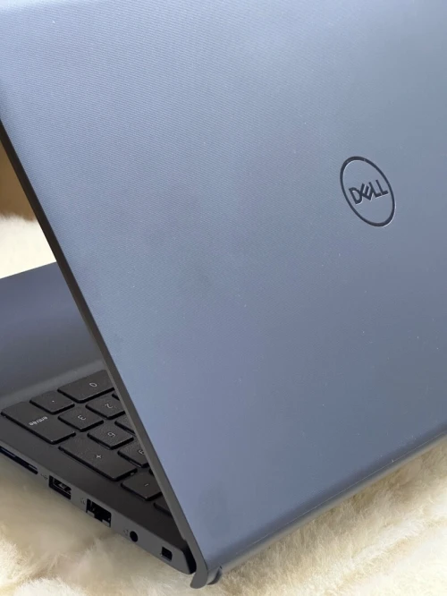 DELL VOSTRO 15 3520 I5 1235U 8GO 512GO SSD NEUF SOUS EMBALLAGE 