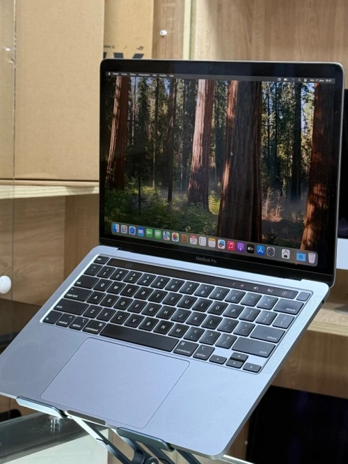 MACBOOK PRO RETINA 13.3 2020 I5 1.4GHZ 8GO 256GO SSD CYCLE 209