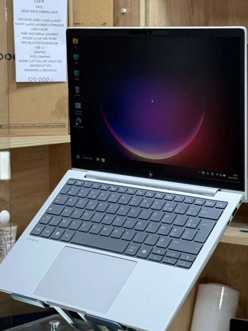 HP ELITEBOOK 8 G1a AMD RYZEN 5 230w 32GO DDR5 256GO SSD NVME