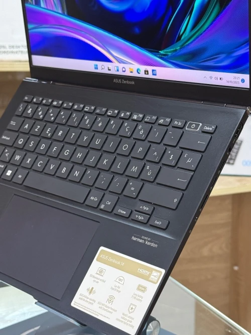 ASUS ZENBOOK 14 UM3402YAR AMD RYZEN 7 7730U 16GO 512GO SSD NVME