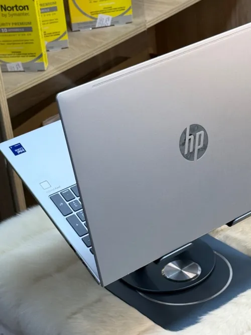 HP PROBOOK 460 G11 INTEL CORE ULTRA 5 125U 16GO 512GO SSD 