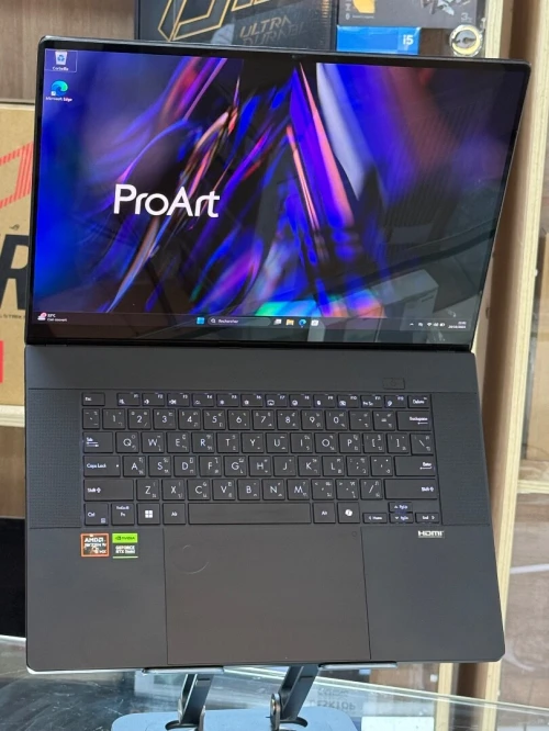 ASUS PROART P16 H7606Wi AMD RYZEN AI 9 HX 370 64GO 2TO SSD NVIDIA GEFORCE RTX4070 8GO 4K OLED TACTIL
