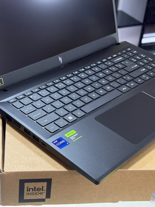 ACER NITRO V15 ANV15-51 I9 13900H 16GO 512GO SSD NVME NVIDIA GEFORCE RTX4060 8GO GDDR6 NEUF SOUS EMBALLAGE