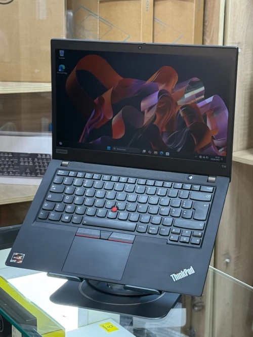 LENOVO THINKPAD T14 AMD RYZEN 5 PRO 4650U 16GO 256GO SSD NVME 