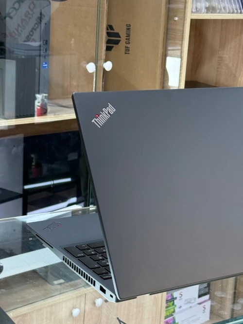 LENOVO THINKPAD P16s GEN 2 I7 1370P 64GO 2TO SSD NVME NVIDIA RTX A500 4GO GDDR6 4K OLED