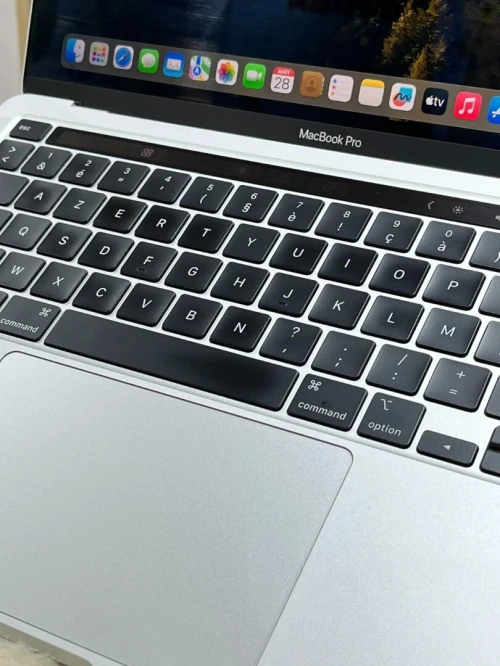 MACBOOK PRO RETINA 13.3" TOUCHBAR 2020 I5 2.0GHZ  16GO  512GO SSD ECRAN 13.3" RETINA 3K CYCLE 243 
