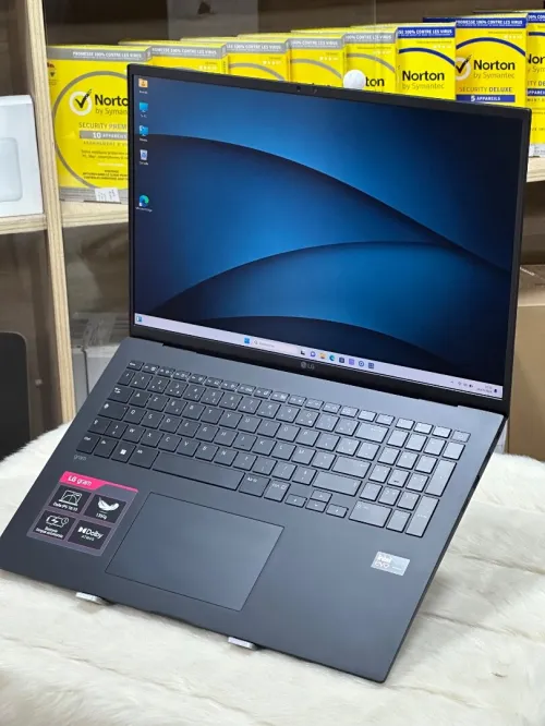 LG GRAM 17Z90S-G ULTRA 7 155H 16GO DDR5X 1TO SSD NEUF