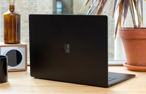 SURFACE LAPTOP 2 BLACK I5 8250U 8GO 256GO SSD