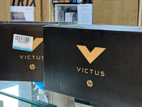 HP VICTUS 15 FB3093DX AMD RYZEN 7 7445HS 16GO 512GO SSD NVIDIA GEFORCE RTX4050 6GO GDDR6 NEUF SOUS