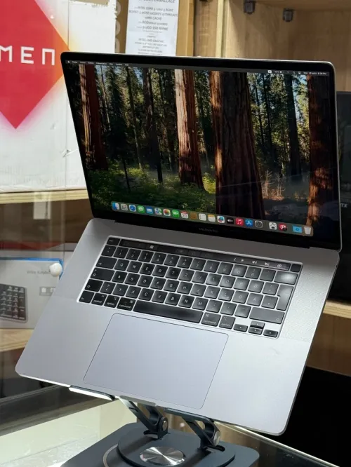 MACBOOK PRO RETINA 15.4 TOUCHBAR 2019 I9 9880HK 32GO 1TO SSD AMD RADEON PRO 5500M 4GO CYCLE 66