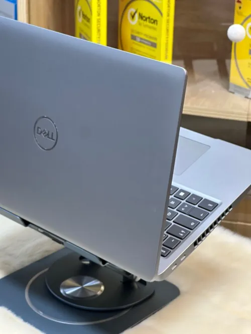 DELL LATITUDE 5550 INTEL CORE ULTRA 5 135U 16GO 256GO SSD 