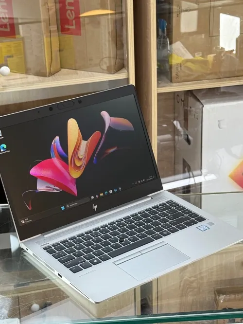 HP ELITEBOOK 840 G6 I7 8565u 8GO 256GO SSD NVME