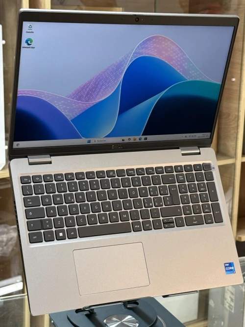 DELL LATITUDE 5520 I7 1165G7 16GO 512GO SSD NVME
