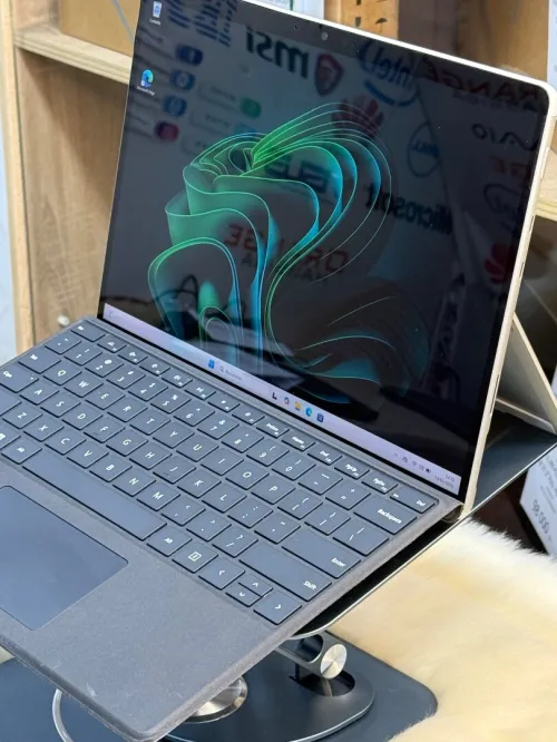 SURFACE PRO 8 I7 1185G7 16GO 256GO SSD + STYLET + CELLULAIRE 