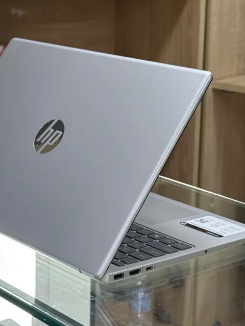 HP LAPTOP 15 F0XXX I3 N305 8GO 128GO SSD