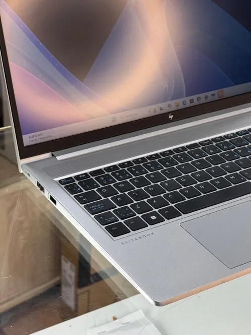 HP ELITEBOOK 650 G10 I5 VPRO 1345U 32GO 512GO SSD NVME