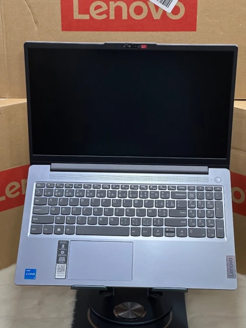LENOVO IDEAPAD SLIM 3 15IAN8 I3 N305 8GO DDR5 256GO SSD NEUF SOUS EMBALLAGE 
