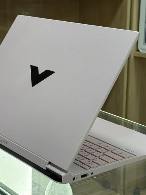 HP VICTUS 15 FA2XXX CORE 5 210H 16GO 1TO SSD NVIDIA GEFORCE RTX4050 6GO GDDR6 NEUF JAMAIS UTILISÉ
