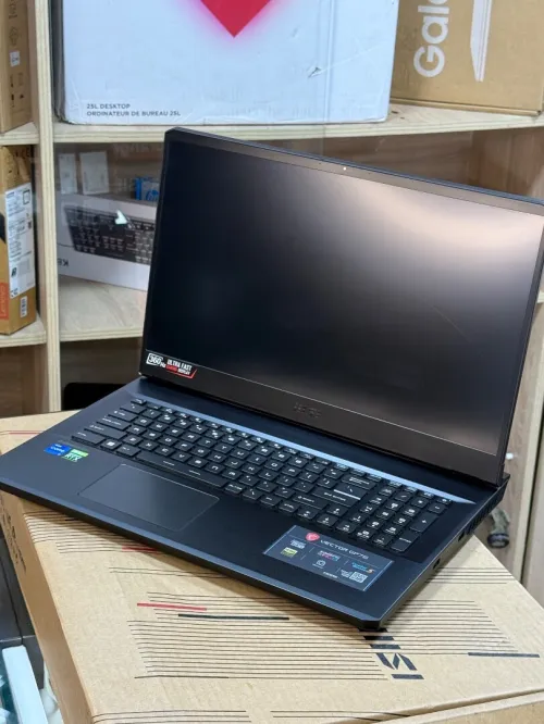 MSI VECTOR GP76 12UGS I7 12700H 16GO 1TO SSD NVIDIA GEFORCE RTX3070Ti 8GO SOUS EMBALLAGE 