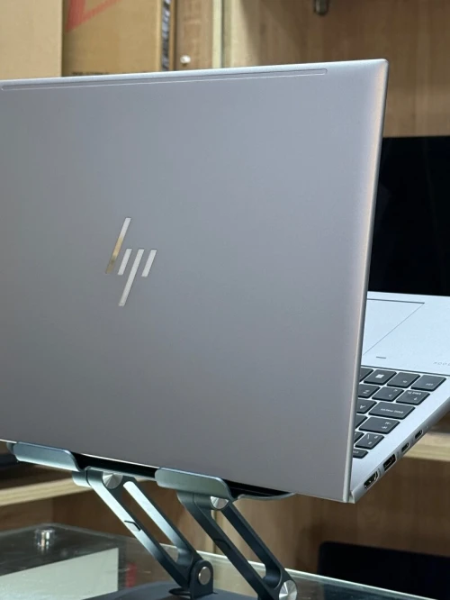 HP ZBOOK FIREFLY 16 G11 ULTRA 7 155H 32GO 1TO SSD NVME