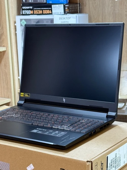 ACER NITRO V16 AI ANV16-42 AMD RYZEN 7 260 16GO 512GO SSD NVIDIA GEFORCE RTX5050 8GO GDDR7 NEUF