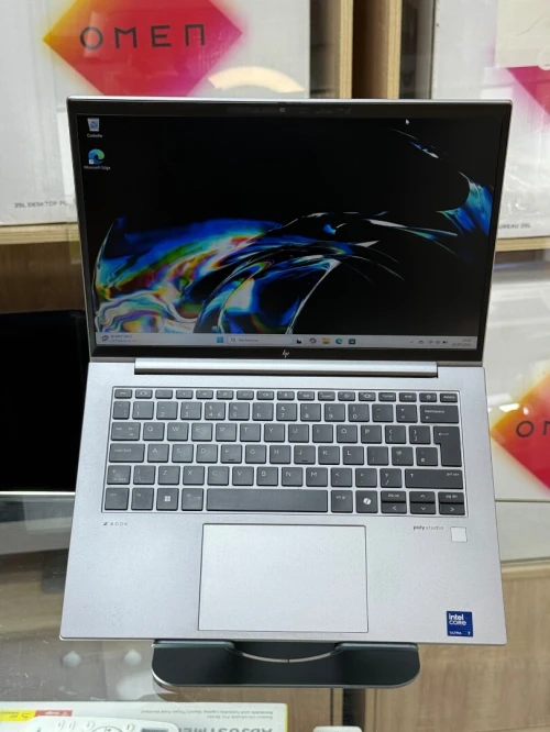 HP ZBOOK FIREFLY 14 G11 ULTRA 7 155H 32GO 512GO SSD NVIDIA RTX A500 4GO GDDR6