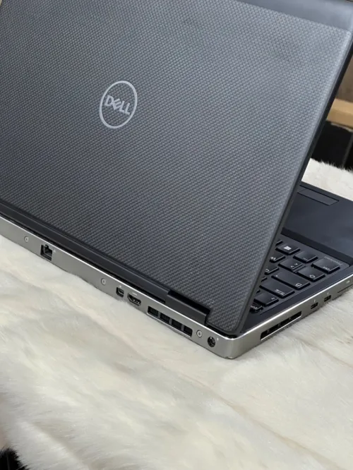 DELL PRECISION 7530 I7 8750H 16GO 256Go SSD NVIDIA QUADRO P1000 4GO 
