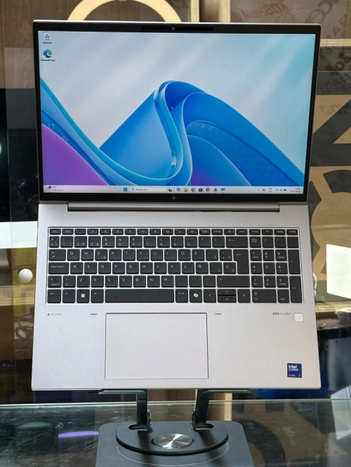 HP ZBOOK FIREFLY 16 G11 ULTRA 7 155H 32GO 1TO SSD NVME