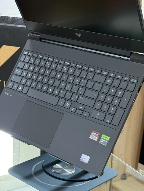 HP VICTUS 15 FB3060CA AMD RYZEN 7 AI 350 16GO 1TO SSD NVIDIA GEFORCE RTX5060 8GO GDDR7 NEUF SOUS EMB