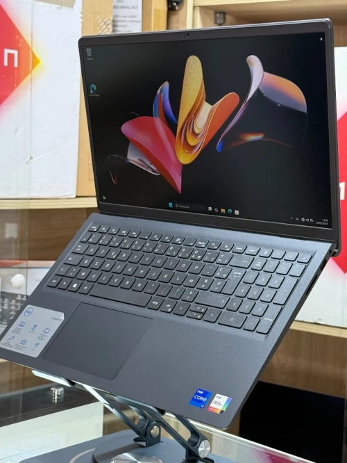 DELL INSPIRON 15 3520 I7 1255U 16GO 1TO SSD NVME 