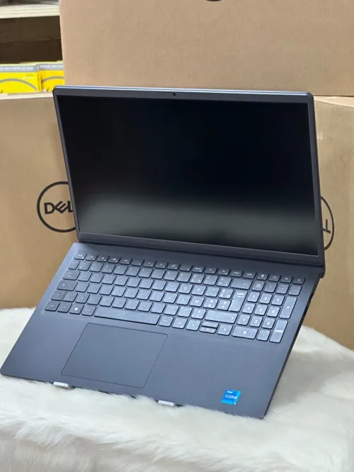 DELL VOSTRO 15 3520 I3 1215U 8GO 256GO SSD NEUF SOUS EMBALLAGE 
