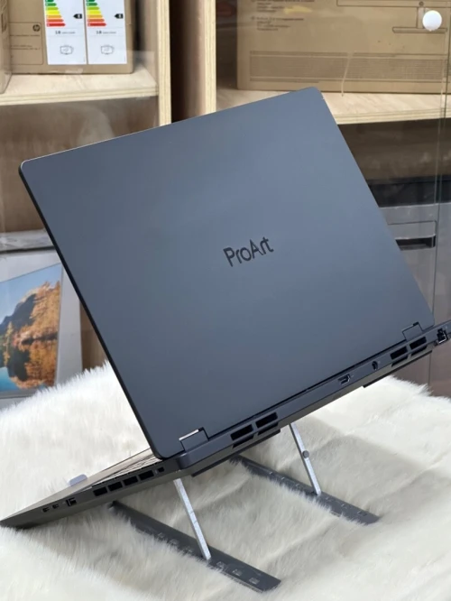 ASUS PROART STUDIOBOOK H7604JV I9 13980HX 32GO 2TO SSD NVME NVIDIA GEFORCE RTX4070 8GO 4K OLED TOUCH