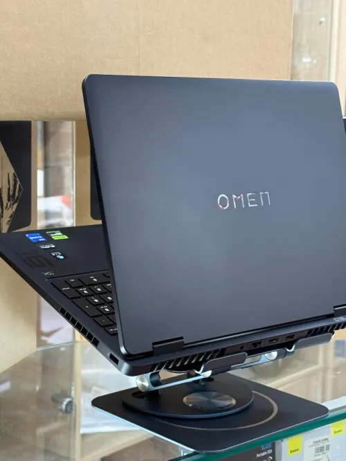 HP OMEN 16 GAMING AM0000TX I7 14650Hx 16Go 1TO SSD NVIDIA GEFORCE RTX5060 8GO GDDR7 NEUF SOUS EMBAL