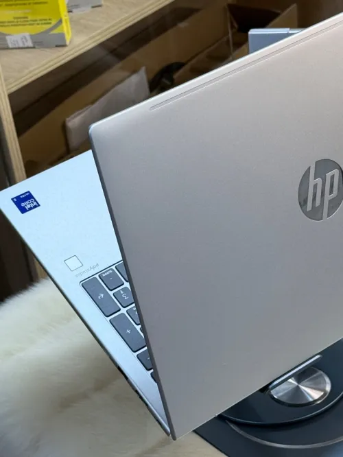 HP PROBOOK 460 G11 INTEL CORE ULTRA 5 125U 16GO 512GO SSD 