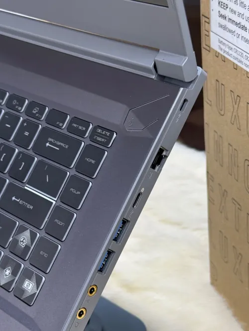 MSI THIN 15 B13UC I5 13420H 16GO 512GO SSD NVIDIA GEFORCE RTX3050 4GO NEUF SOUS EMBALLAGE 