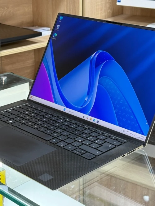 DELL XPS 15 9520 I7 12700H 16GO 512GO SSD NVIDIA GEFORCE RTX3050Ti 4GO GDDR6