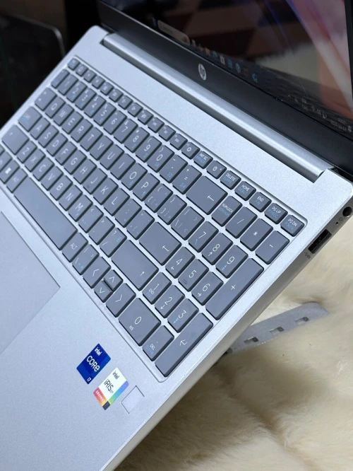 HP LAPTOP 15 FD0XXX I7 1355U 16GO 1TO SSD NVME TACTILE 