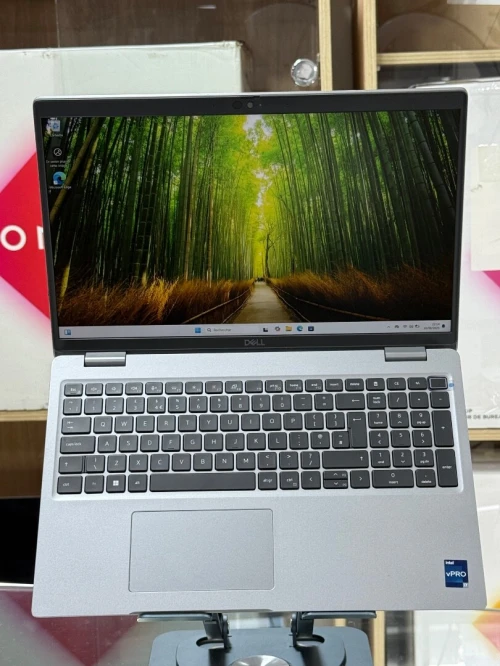 DELL LATITUDE 5530 I7 VPRO 1265U 16GO 512GO SSD NVME