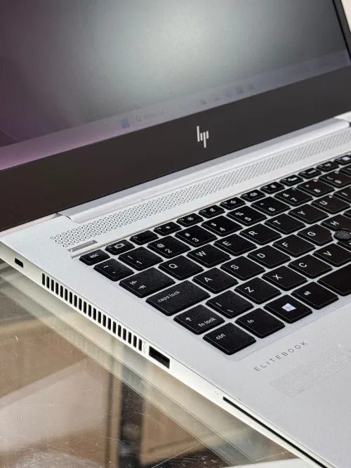HP ELITEBOOK 830 G6 I5 VPRO 8365U 8GO 256GO SSD
