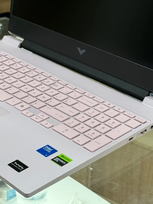 HP VICTUS 15 FA2XXX CORE 5 210H 16GO 1TO SSD NVIDIA GEFORCE RTX4050 6GO GDDR6 NEUF JAMAIS UTILISÉ